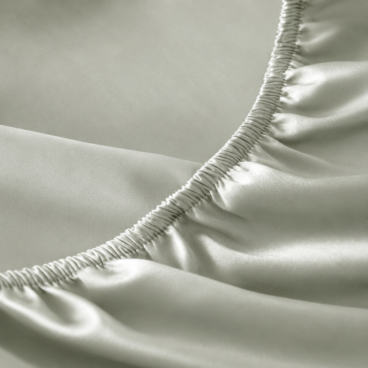 100% TENCEL™ Lyocell Cooling Fitted Sheet